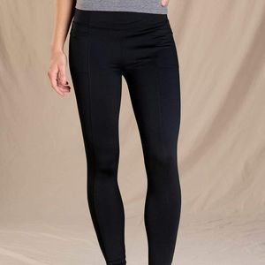 Toad and Co timehop light tight black